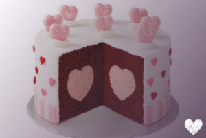 Como fazer bolo em formato de coração decorado simples